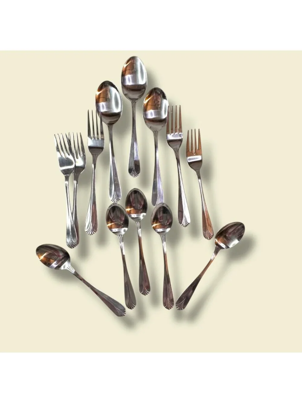 Cambridge Stainless Steel Flatware Set 12-Piece Silverware Forks & Spoons